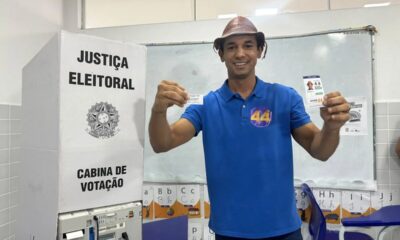Allyson Bezerra (União Brasil) vota em Mossoró