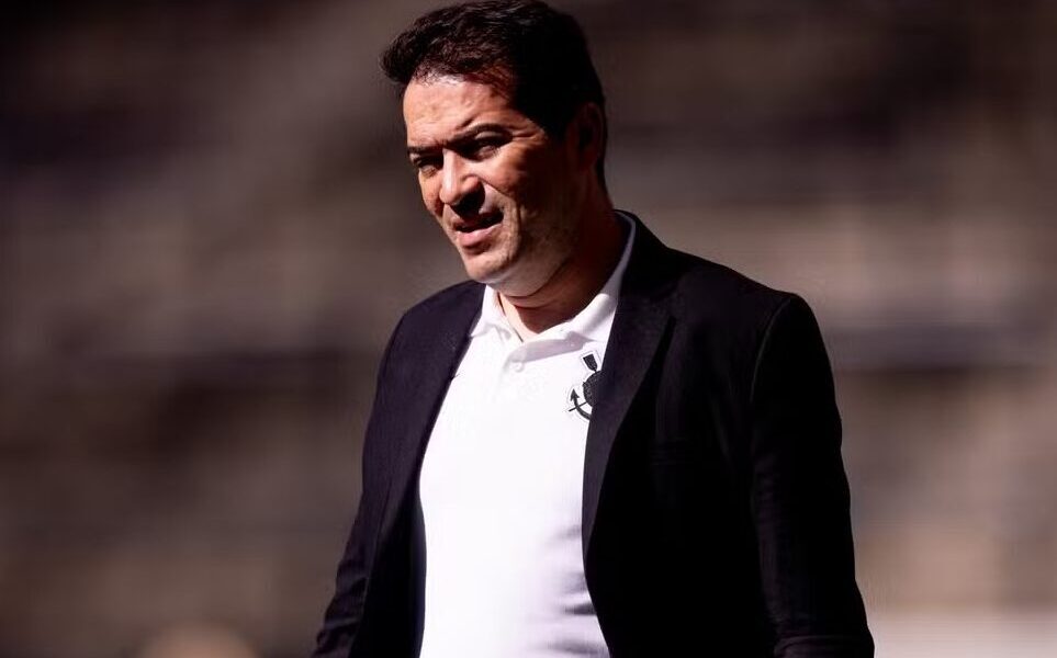 Corinthians anuncia saída do executivo de futebol Marcelo Paz 