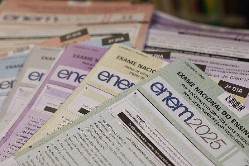 Enem 2026: prazo para escolher idioma termina neste domingo (18) de outubro