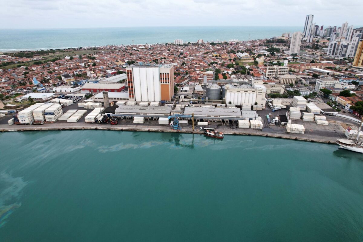 Idema autoriza dragagem de até 1,4 milhão de m³ no Porto de Natal