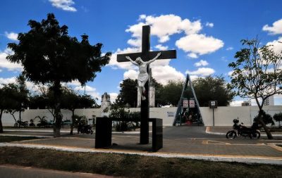 Prefeitura reforça limpeza dos cemitérios e divulga horários de visitação para o Dia de Finados